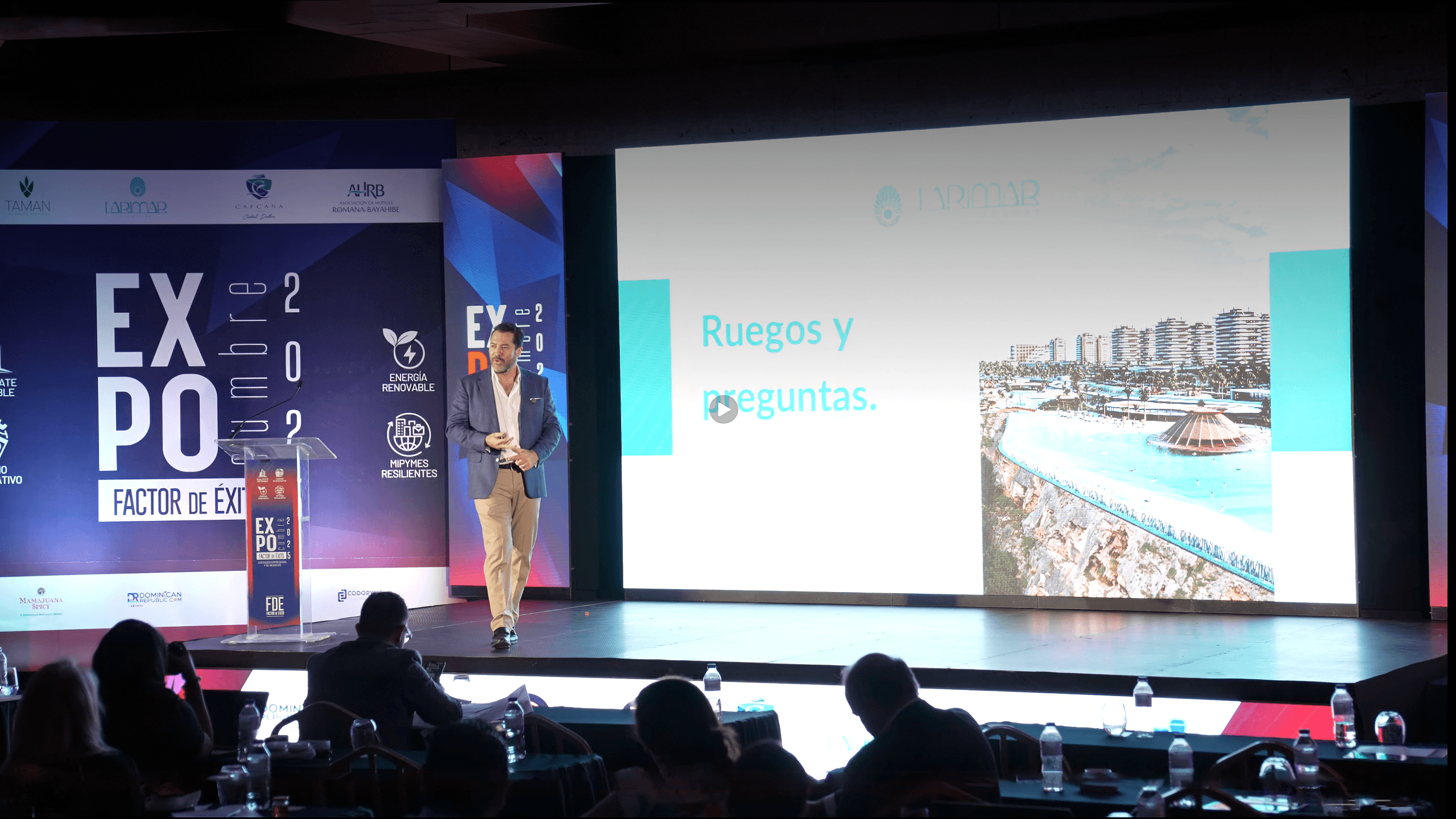 Juan Andrés Romero hablando en EXPO